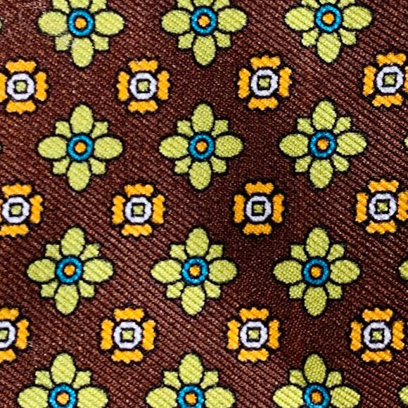 CARROT & GIBBS Brown Green Orange Floral Silk Bow Tie - Picture 2 of 5